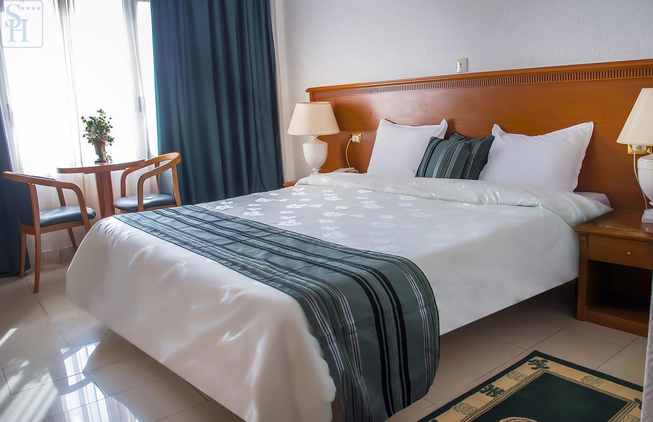 Hotel Splendid واغادوغو المظهر الخارجي الصورة